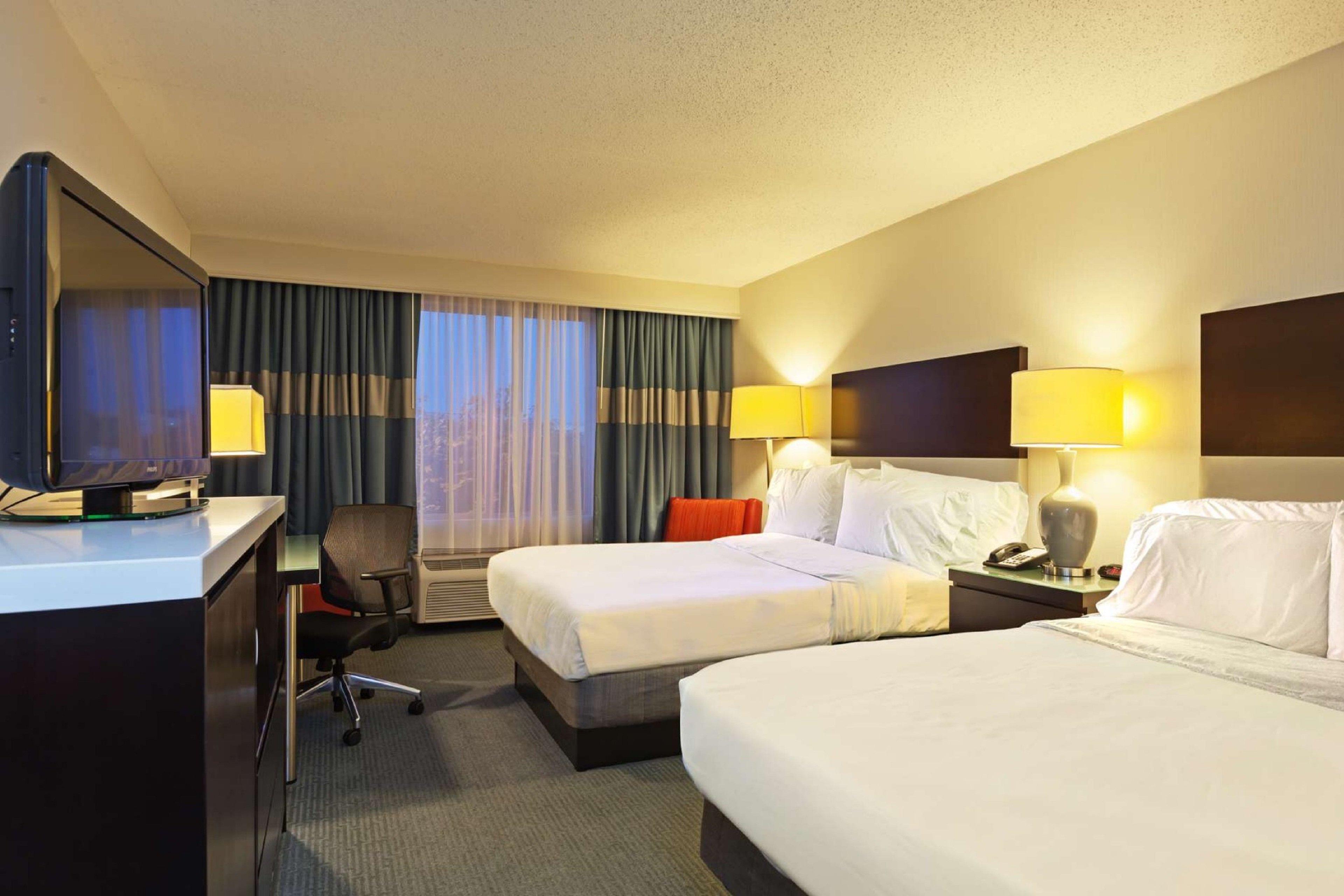 Holiday Inn Weirton-Steubenville Area Dış mekan fotoğraf