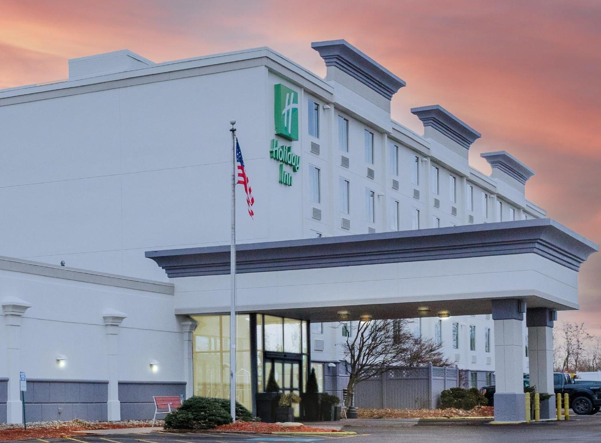 Holiday Inn Weirton-Steubenville Area Dış mekan fotoğraf
